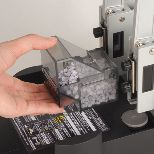 CARL 122N Heavy Duty 2 Hole Punch 145 Sheet Capacity 700122N